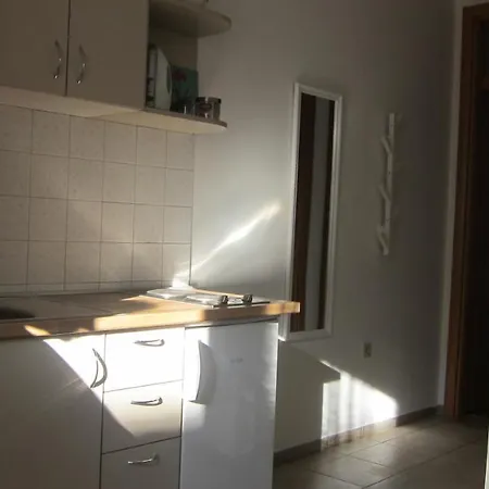 Viola Apartment *