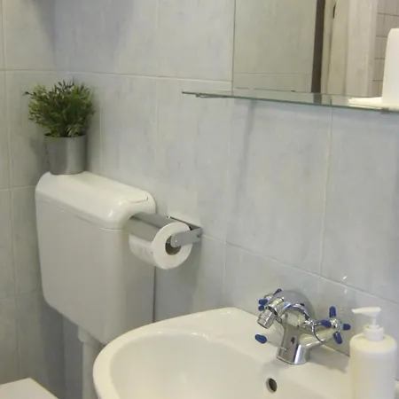 Apartment Viola